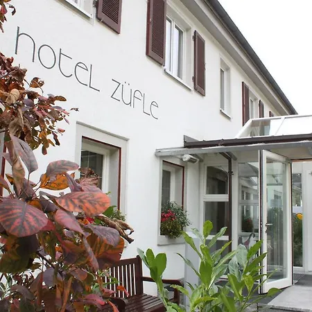 Отель Zuefle Restaurant Зульц-ам-Неккар
